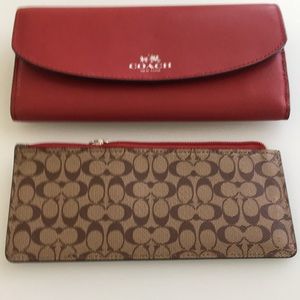 Coach wallet with insert in red w/signature design